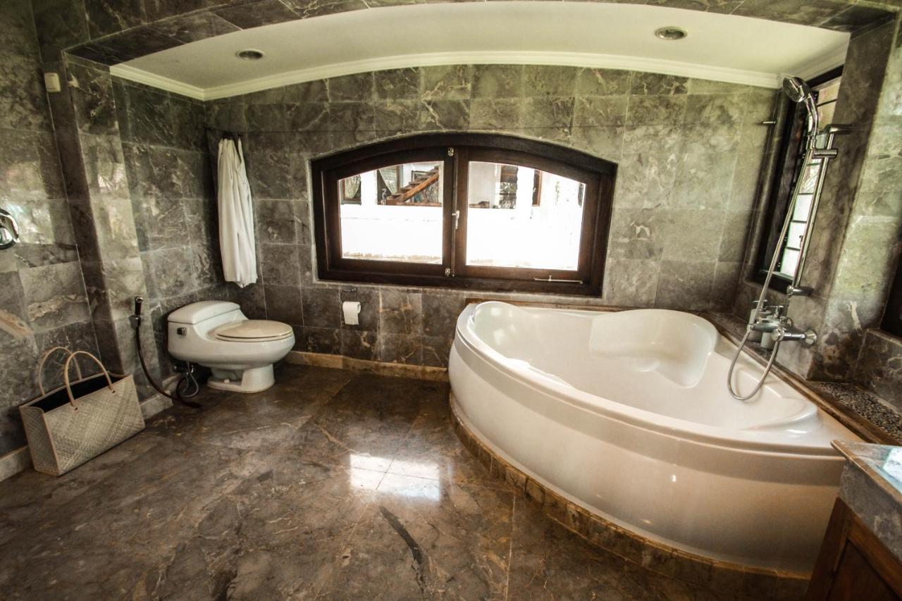 Saudara Home Ubud Exterior foto